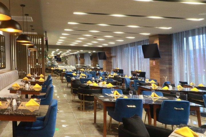 Hilton Garden Obispado Hotel
