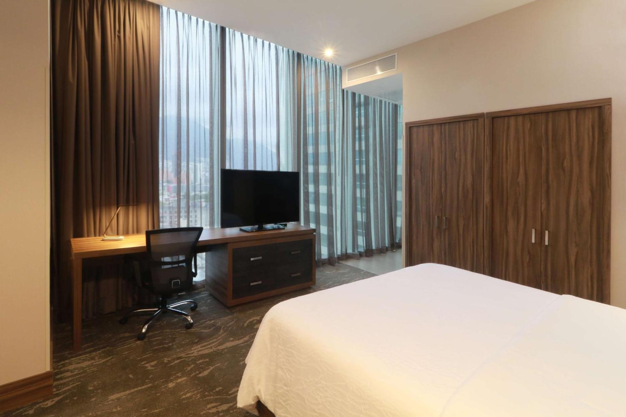 Hilton Garden Obispado Hotel