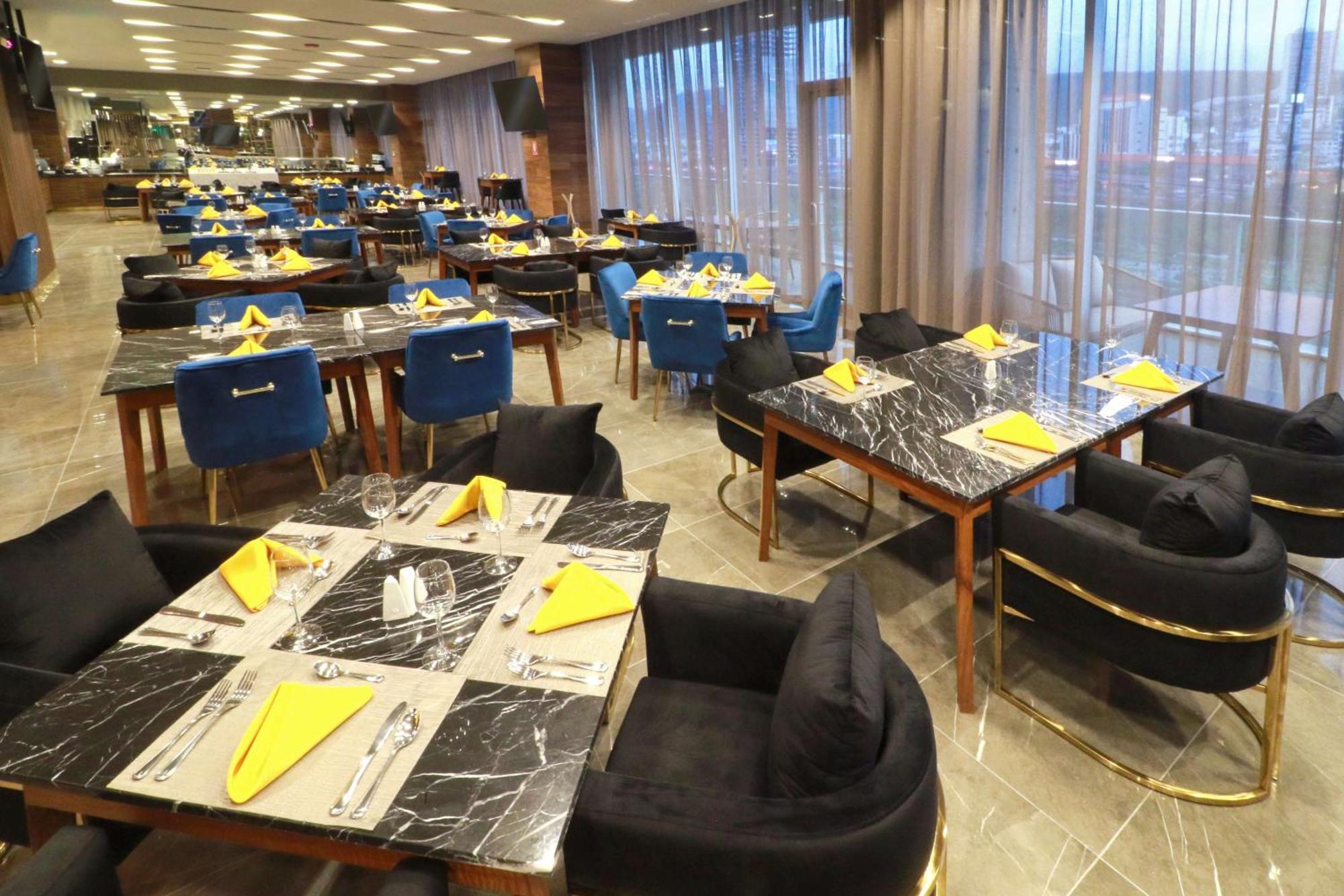 Hotel Hilton Garden Obispado